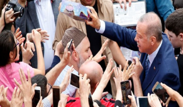 Εκλογές στην Τουρκία σήμερα: Κρίσιμο τεστ για Ερντογάν, εν μέσω κρίσης και απειλών