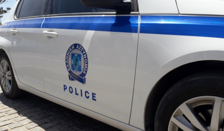 Πάρος: Συλλήψεις για ναρκωτικά και παράνομη κατασκήνωση στην Πάρο