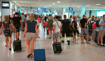 Καθυστερήσεις στο Ελ. Βενιζέλος λόγω «slow down» κατά 25% των αφίξεων από τους ελεγκτές (upd)