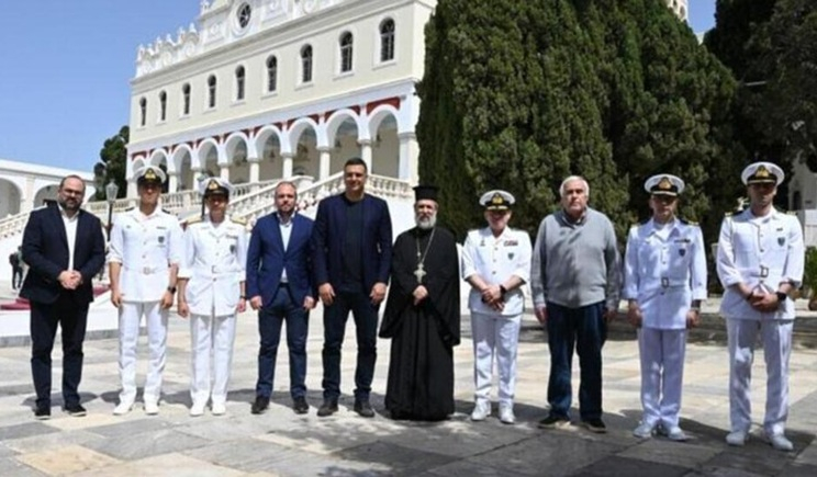 Βασίλης Κικίλιας από Τήνο: «Δημοπρατείται master plan 2,5 εκατομμυρίων ευρώ για την αναβάθμιση του κεντρικού λιμένα της Τήνου»