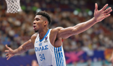 Γιάννης Αντετοκούνμπο: Τον αποθεώνει η FIBA - Σε ποιον έστειλε το μήνυμα «το παιχνίδι δεν παίζεται με λόγια»