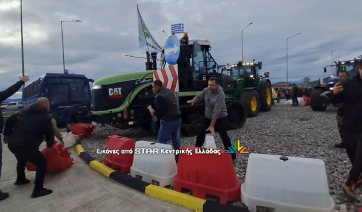 Η στιγμή που Βοιωτοί αγρότες σπάνε τον αστυνομικό κλοιό στο ύψος του Κάστρου (Βίντεο)