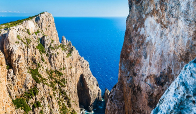 Το άγνωστο μικρό ελληνικό νησί με τους 40 κατοίκους, που το σνομπάρουν οι τουρίστες, αλλά είναι ένα κρυφό μαργαριτάρι