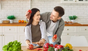 Ρίξτε την κοιλιά με τη «μέθοδο που χορταίνει» – Τι θα τρώτε