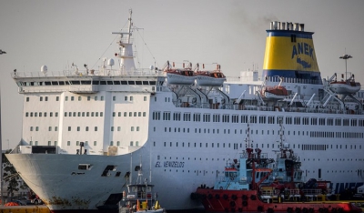 Φωτιά στο πλοίο «Ελευθέριος Βενιζέλος»: Ξεκίνησε από φορτηγό που μετέφερε πλαστικά