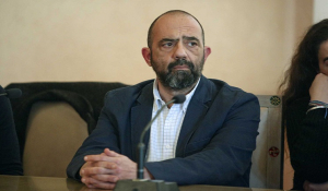 Πέθανε ο δημοσιογράφος Νίκος Ζαχαριάδης