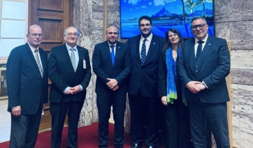 Ιστορική συνεδρίαση στη Βουλή για την Εκλογική Περιφέρεια Απόδημου Ελληνισμού &amp; την επιστολική ψήφο