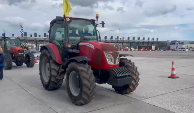 Πανελλαδικό αγροτικό συλλαλητήριο στις 16:00 στο Σύνταγμα - Έφτασαν οι πρώτοι αγρότες από την Εύβοια (βίντεο)