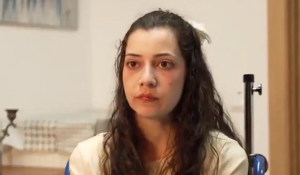 H τραγική ιστορία της 25χρονης που θα κάνει ευθανασία στην Ισπανία: Ο ομαδικός βιασμός και η βουτιά στο κενό που την άφησε παραπληγική