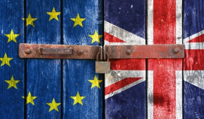 Υποχωρεί στο 51% η στήριξη των Βρετανών για παραμονή στην ΕΕ