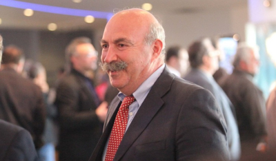 Ο Χρήστος Μαυρίκης πυροβόλησε στον αέρα και ταμπουρώθηκε στο σπίτι του στα Σπάτα -Στο σημείο η ΕΛΑΣ