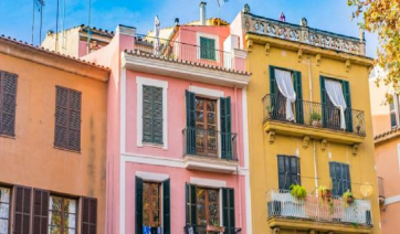 Έρχονται σαρωτικές ανατροπές στις βραχυχρόνιες μισθώσεις: Οι κόντρες υπουργείων, ΟΤΑ και ξενοδόχων για τους νέους περιορισμούς