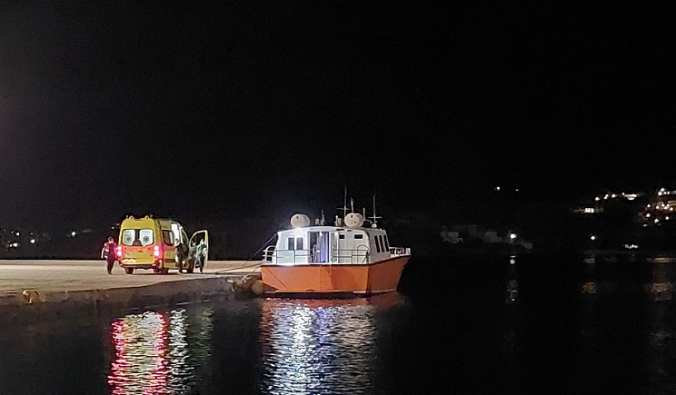 Θαλάσσιες διακομιδές ασθενών από Τήνο και Πάρο στη Σύρο