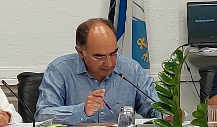 Πάρος, Δημοτικό Συμβούλιο: Έγκριση Ειδικού Πολεοδομικού Σχεδίου στην περιοχή των Κολυμπηθρών (Bίντεο)