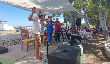 Πάρος, Mάρπησσα: «Γιορτή της Αγάπης» με λαμπριάτικα εδέσματα και παραδοσιακό γλέντι