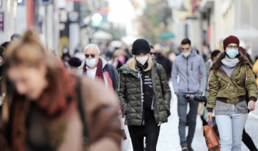 Σαρηγιάννης: Πτώση στα 2.000 κρούσματα κοντά στο Πάσχα αλλά με «υπερβολικά μεγάλο» αριθμό θανάτων