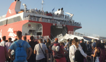 Κορωνοϊός: 7 κρούσματα στην Πάρο - 22 στη Μύκονο - 16 στη Νάξο - 77 συνολικά