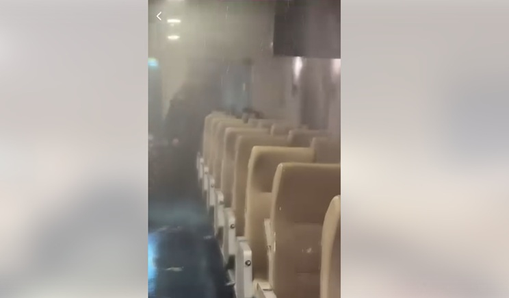 Ενεργοποίηση αυτομάτου συστήματος πυρόσβεσης σε Ε/Γ-Ο/Γ πλοίο στη Μυτιλήνη (βίντεο)