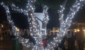 Πάρος, Παροικία: Εκδήλωση φωταγώγησης του Χριστουγεννιάτικου Δέντρου με πλούσιες, πολλές γιορτινές εκπλήξεις για όλους!