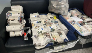 ΑΑΔΕ: 43 κιλά λαθραίων πούρων Αβάνας, αξίας 440.000 ευρώ, κατασχέθηκαν στο Ελ. Βενιζέλος