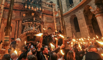 Ενημέρωση Διπλωματικών Συντακτών από τη Λάνα Ζωχιού - Το σχέδιο του Υπουργείου Εξωτερικών για το Άγιος Φως (βίντεο)