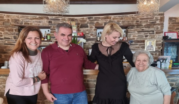 Περιοδεία της Κατερίνας Μονογυιού στην Ίο και στην Νάξο