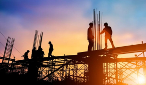 Σύλληψη ατόμων για παράνομες οικοδομικές εργασίες στη Μύκονο