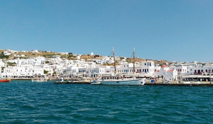 Ποιες επενδύσεις έχουν παγώσει στις Κυκλάδες