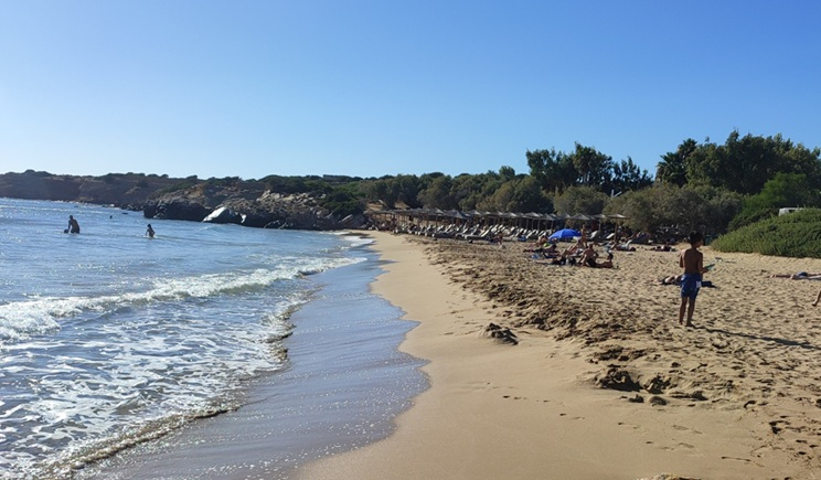 Υπογραφή συμβάσεων για την επέκταση της Ναυαγοσωστικής κάλυψης σε δύο ακόμα πολυσύχναστες παραλίες της Πάρου για το 2026