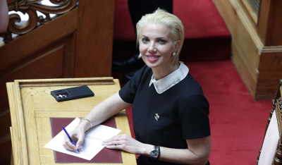 Κατερίνα Μονογυιού: Ερώτηση στη Βουλή για την επαναφορά των μειωμένων συντελεστών Φ.Π.Α. στις Κυκλάδες