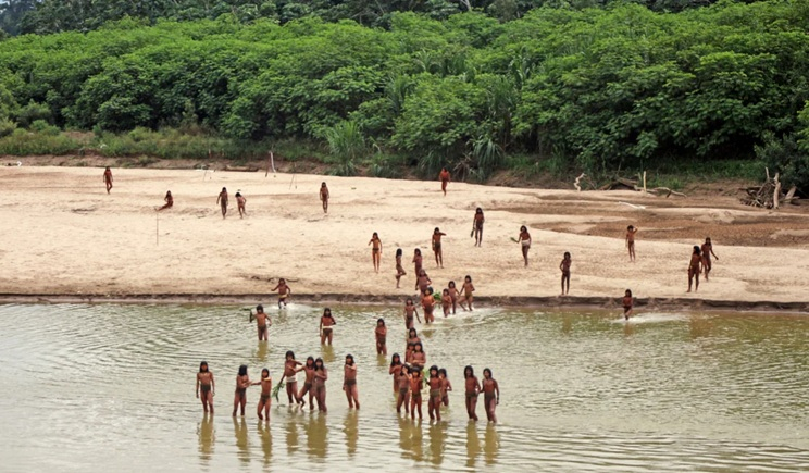 Ειδικοί εκτιμούν ότι υπάρχουν περίπου 200 φυλές που δεν έχουν έρθει σε επαφή με τον υπόλοιπο κόσμο!