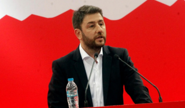 Νίκος Ανδρουλάκης για Γεννηματά: Περαστικά στην Πρόεδρο – Αναστέλλω την προεκλογική δραστηριότητα