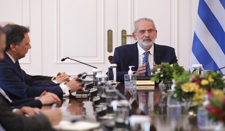 Υπουργικό Συμβούλιο - Σαρμάς: Εντοπίστε τους κινδύνους, στόχος η ομαλή λειτουργία του κράτους