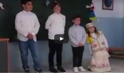 Απόλλωνας Νάξου: Μια υπέροχη σχολική γιορτή με τέσσερις μαθητές