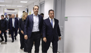 Μητσοτάκης: Ανακαινίζονται νοσοκομεία, γίνονται προσλήψεις, αναβαθμίζονται οι αμοιβές γιατρών, νοσηλευτών - Το ΕΣΥ γίνεται πιο ανθρώπινο και αποτελεσματικό
