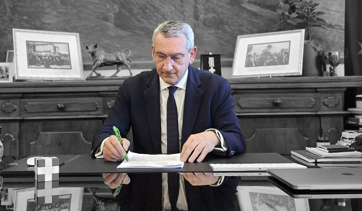 Ενεργειακή αναβάθμιση κτιριακού συγκροτήματος του πρώην 1ου Γυμνασίου Σύρου, με ευρωπαϊκούς πόρους της Περιφέρειας Νοτίου Αιγαίου