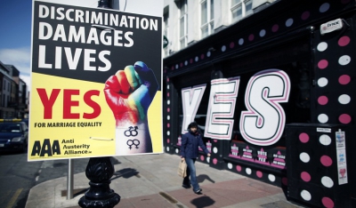 «Ναι» στους γάμους ομοφυλοφίλων ψήφισε το 62% στην Ιρλανδία