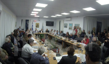Πάρος: Θυελλώδης μαραθώνια συζήτηση στο Δημοτικό Συμβούλιο για το καταφύγιο αδέσποτων ζώων συντροφιάς