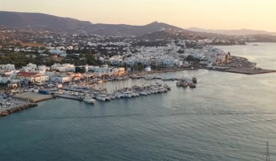 Πάρος: Πολυτελές ελληνικό νησί - Πόλος έλξης επισκεπτών υψηλού εισοδηματικού επιπέδου