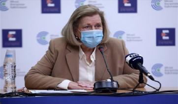 Θεοδωρίδου: Άμεση η προστασία κατά της «Όμικρον» με τρεις δόσεις του εμβολίου