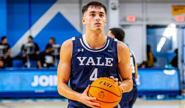 NCAA: Ο Ελληνοαμερικανός Πουλακίδας οδήγησε το Yale σε έκπληξη μεγατόνων στη March Madness