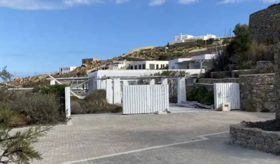 Στο σφυρί η βίλα γνωστού επιχειρηματία στη Μύκονο