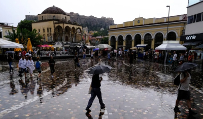 Καιρός: Κυριακή με καταιγίδες, σκόνη και θυελλώδεις ανέμους -Πού και πότε θα «πέσει» η θερμοκρασία