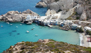 Πτώση επιβάτιδας στη θάλασσα στη Μήλο