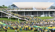 Βραζιλία: Σκηνές εμφυλίου - Έφοδοι σε κρατικά κτίρια από υποστηρικτές του Μπολσονάρου
