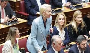 Κατερίνα Μονογυιού: Στο πλευρό των επιχειρηματιών της Πάρου – Αναφορά στη Βουλή προς τον Υπουργό Οικονομικών για τα πρόστιμα της Κτηματικής Υπηρεσίας