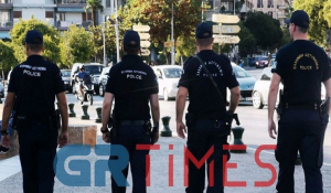Οι «Μαύροι Πάνθηρες» της αστυνομίας βγήκαν στους δρόμους της Θεσσαλονίκης