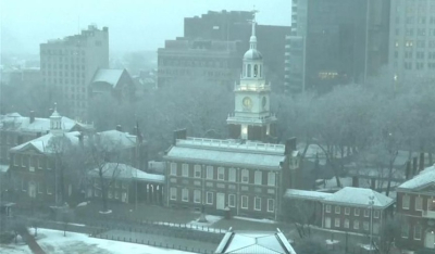 Νέα Υόρκη: Ιστορική χιονοθύελλα με 50 πόντους χιόνι - Απαγόρευση κυκλοφορίας και ακυρώσεις χιλιάδων πτήσεων (βίντεο)