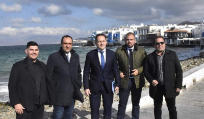 Επίσκεψη του Φίλιππου Φόρτωμα στη Μύκονο