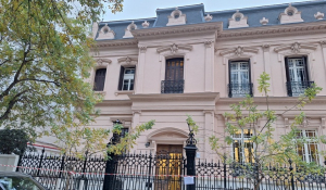 Λίνα Μενδώνη: «Το Υπουργείο Πολιτισμού αποδίδει στους πολίτες της Θεσσαλονίκης το Κρατικό Ωδείο πλήρως ανακαινισμένο, σύγχρονο, λειτουργικό και καθολικά προσβάσιμο»